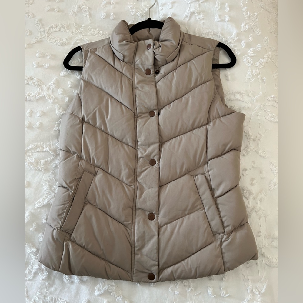 Tan puffer vest